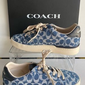 Coach Logo low top sneaker, Size 9B, New With Box